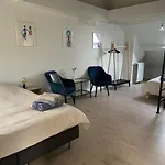 Coolhuys 84